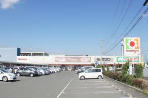 イズミヤ八幡店　徒歩20分1.7km